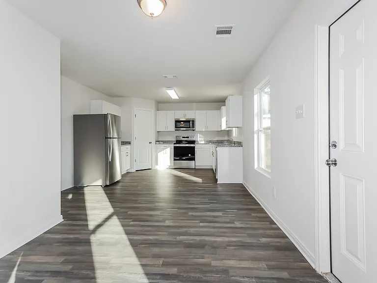 15763 Del Norte Dr — Photo 5