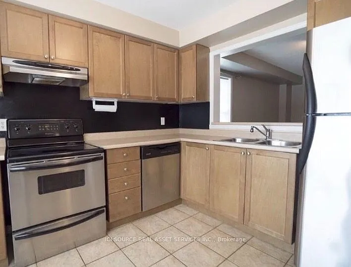 4200 Kilmer Dr #31 — Photo 3