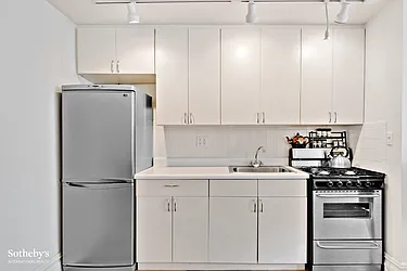 Rented by Sotheby's International Realty