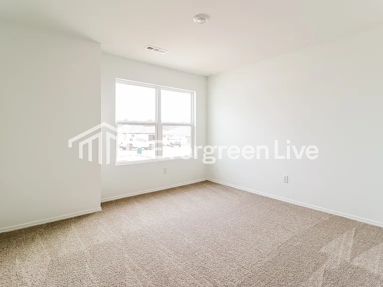 7024 Potomac Trl — Photo 11