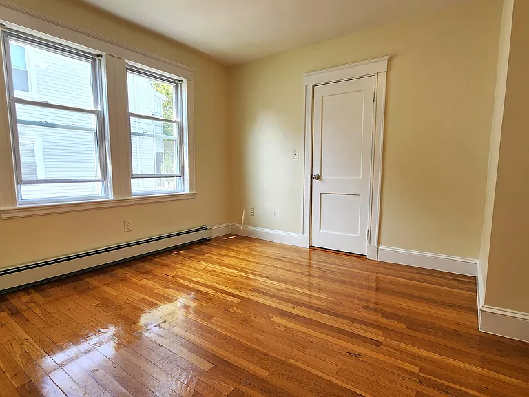 32 Cornell St #1 — Photo 11
