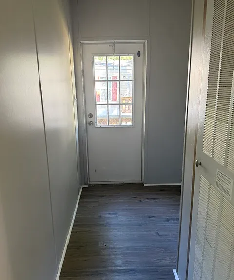 1110 Bentwood Dr — Photo 9