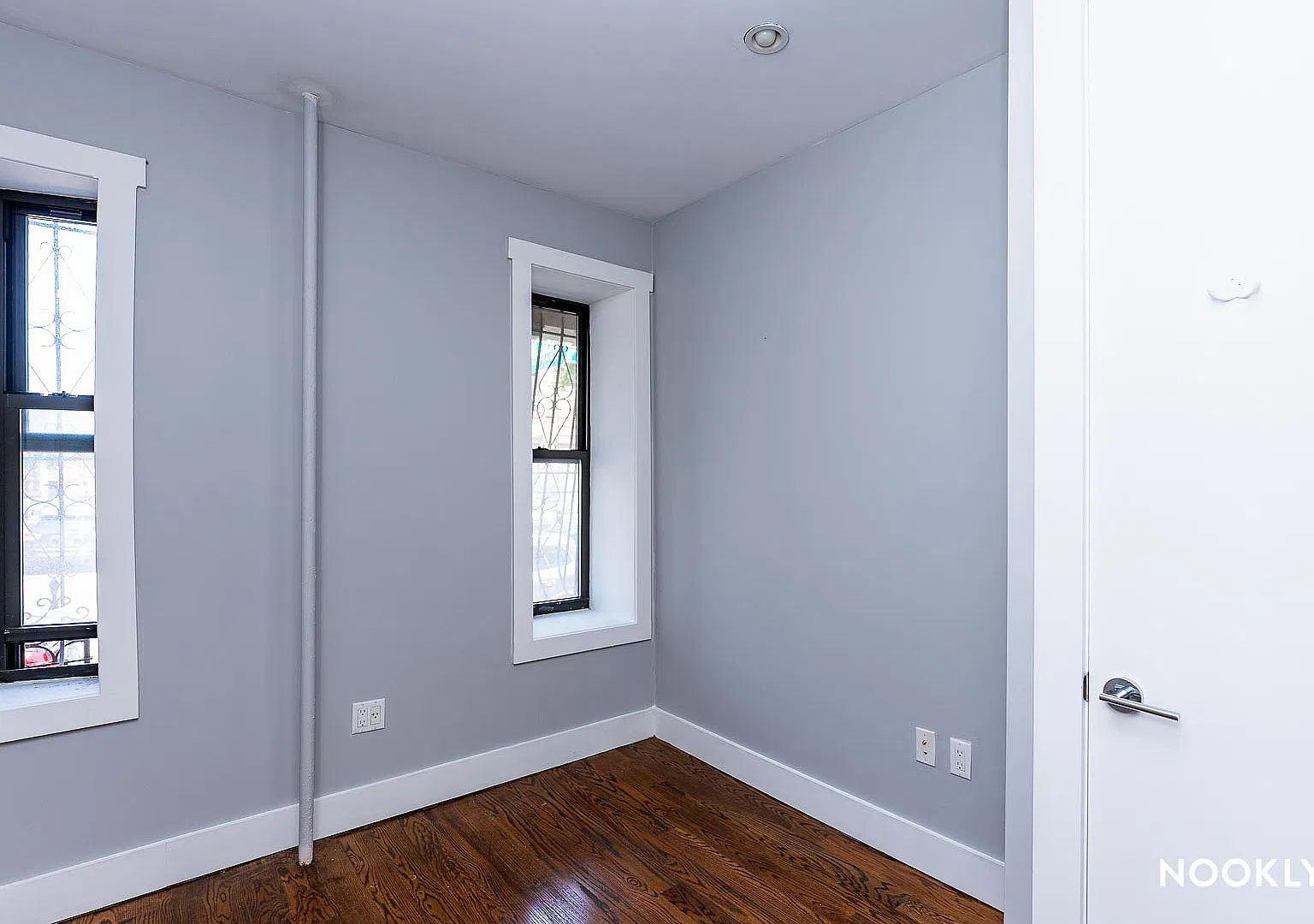 603 Lincoln Place — Photo 3