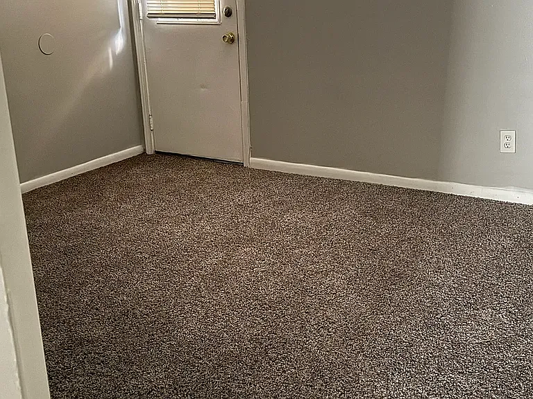 3008 Mid Dale Ln #2 — Photo 8
