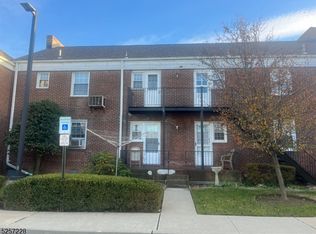 53 Elmwood Ter #53A, Elmwood Park, NJ 07407