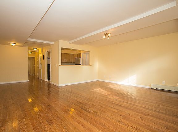 3rd image of 17239 Highland Ave APT 4B