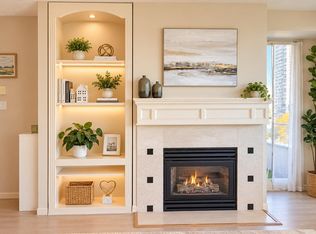 4888 Hazel St #805, Burnaby, BC V5H4T4