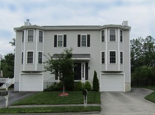 21 Honeysuckle Rd, Worcester, MA 01607