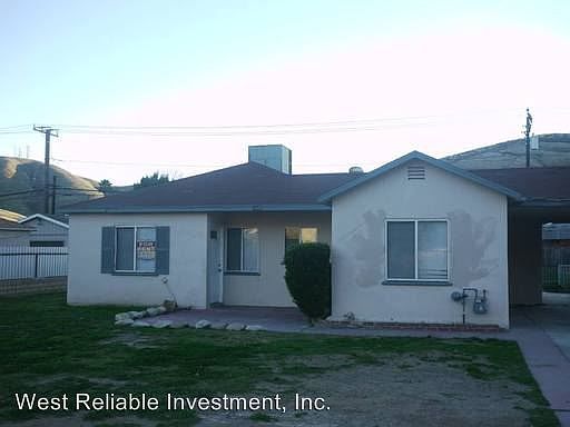 1st image of 1409 W Kendall Dr