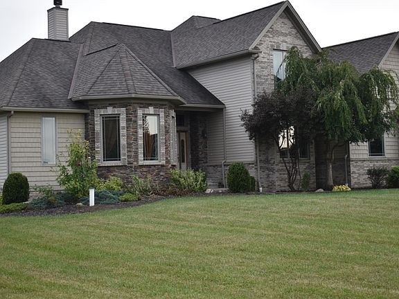 2nd image of 4670 Seymour Dr