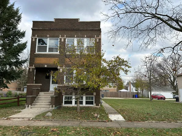 4147 Maple Ave, Lyons, IL 60534