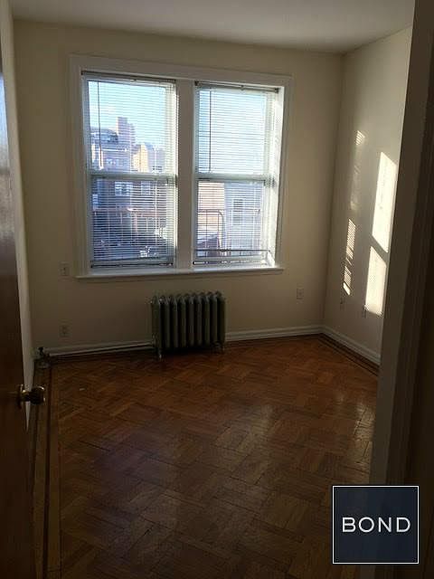 2nd image of 2386 24th St APT 3A