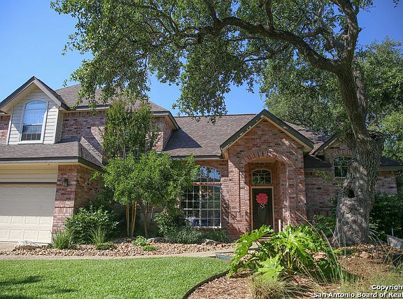 2nd image of 8514 Fairway Trace Dr