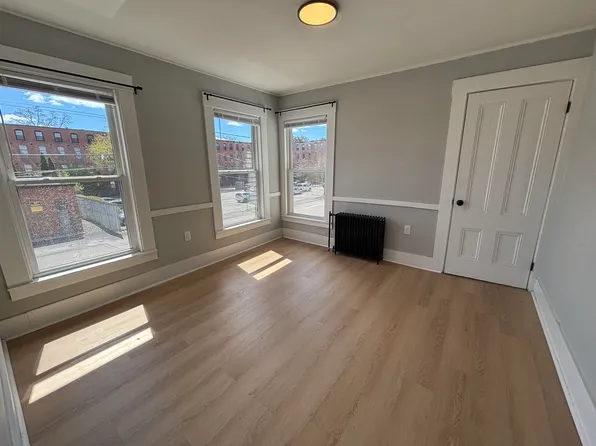 162 Front St, Exeter, NH