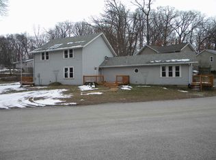 280 Ems R4 Ln, Pierceton, IN 46562