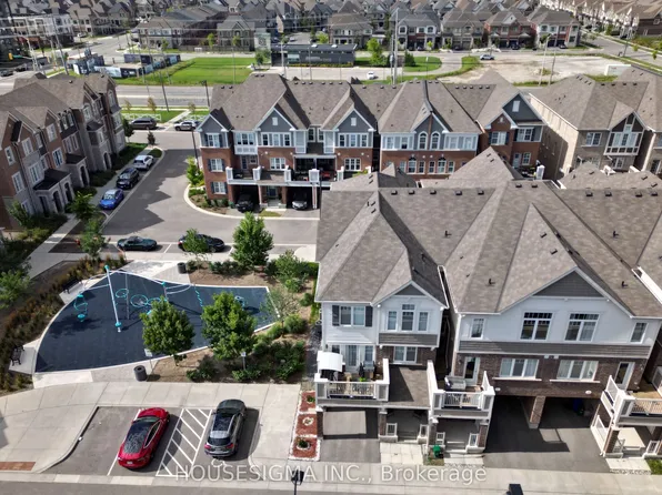 1222 Rose Way #50, Milton, ON L9E 1L9