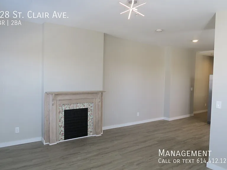 328 Saint Clair Ave — Photo 6