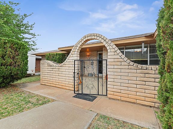 3rd image of 1511 Scenic Dr
