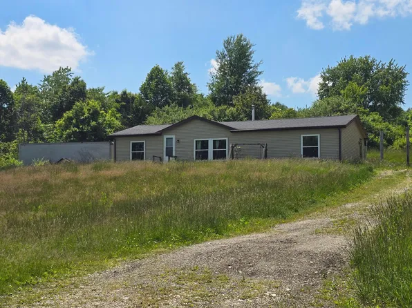 4311 Pine Grove Rd SW, Amanda, OH 43102