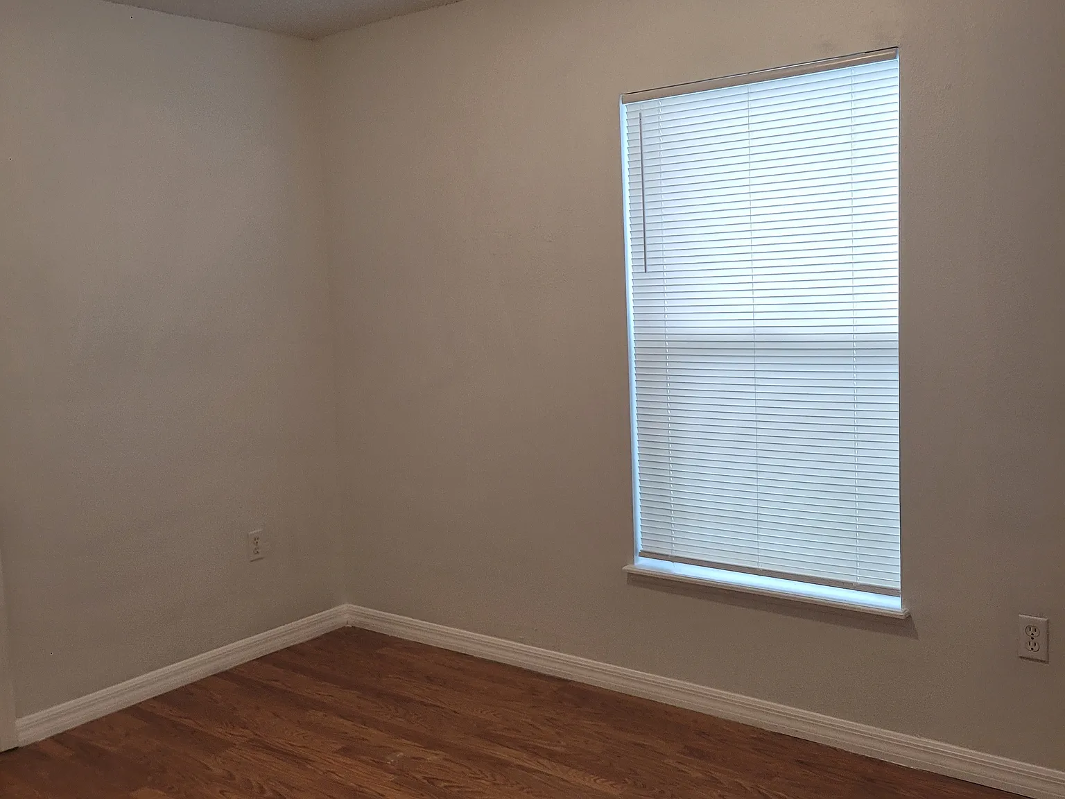 4 bed, 1768 sqft, $850 — Photo 3