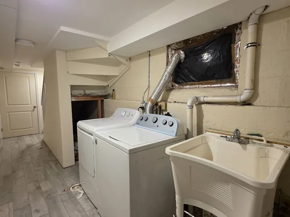 250 Lexington Avenue image 13 of 19