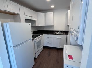 19832 SW 68th Ave #E, Tualatin, OR 97062