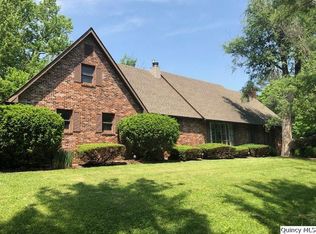 431 Kentucky Rd W, Quincy, IL 62301