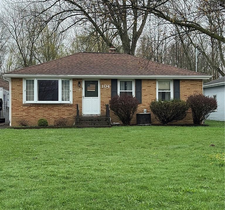 1st image of 104 Reppien Pl