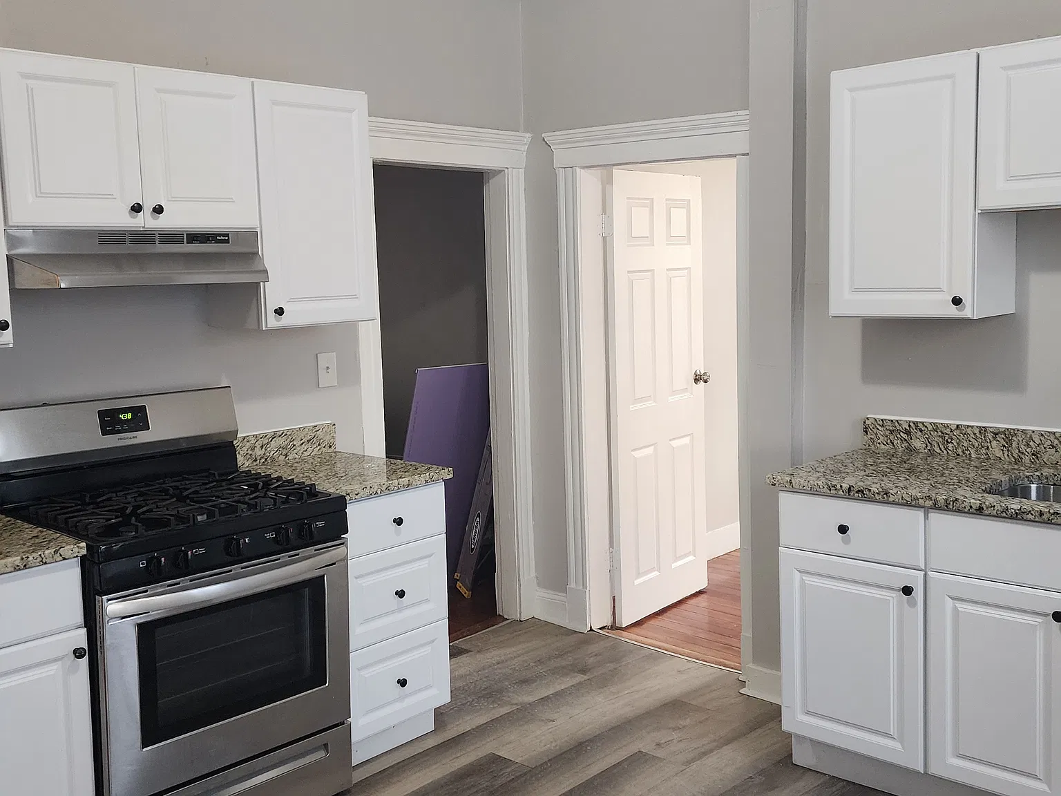 3 bed, 1200 sqft, $3,150 — Photo 4