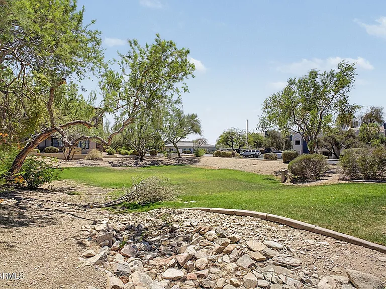 11416 E Altadena Ave — Photo 33