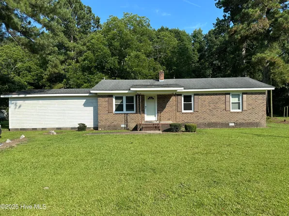 1508 Airport Road NE, Pikeville, NC 27863