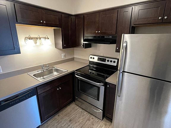 5th image of 28421 Jefferson Ave APT 5