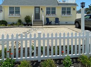 6 1st Dr, Stone Harbor, NJ 08247
