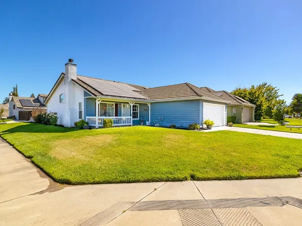 2301 Heritage Manor Dr, Riverbank, CA 95367