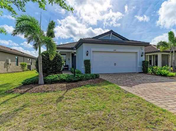 17625 Northwood Pl, Lakewood Ranch, FL 34202
