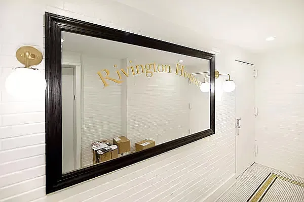 Rented by REAL New York | media 39