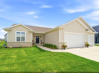 2875 Turquoise Ln, Appleton, WI 54913