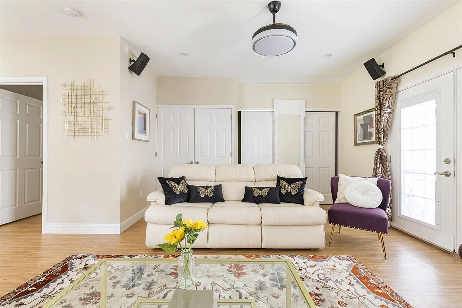 4 bed, 3.0 bath, $14,970 — Photo 4