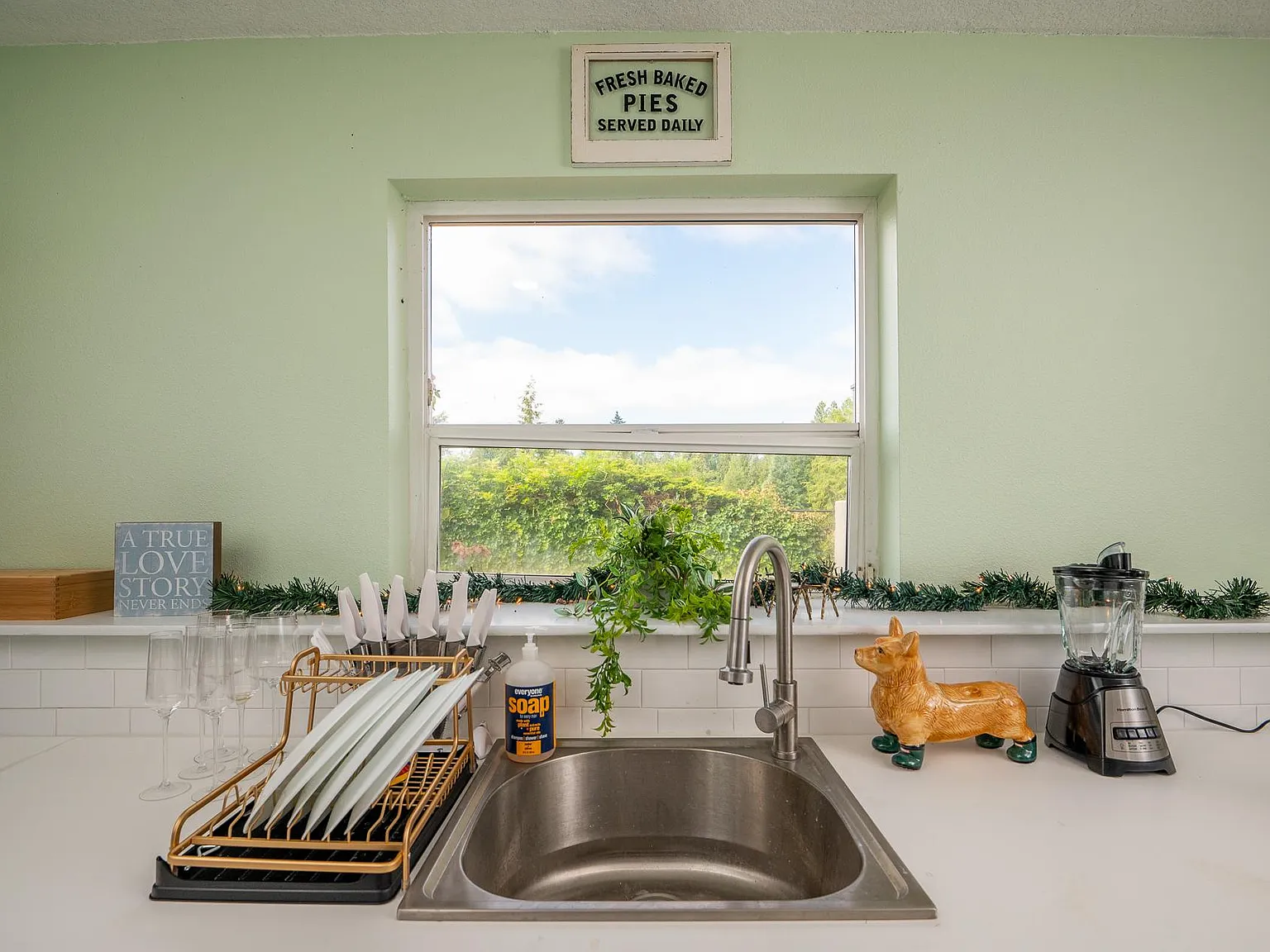 1 bed, 1200 sqft, $1,950 — Photo 3
