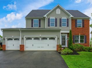 305 Ranchero Dr, Coraopolis, PA 15108