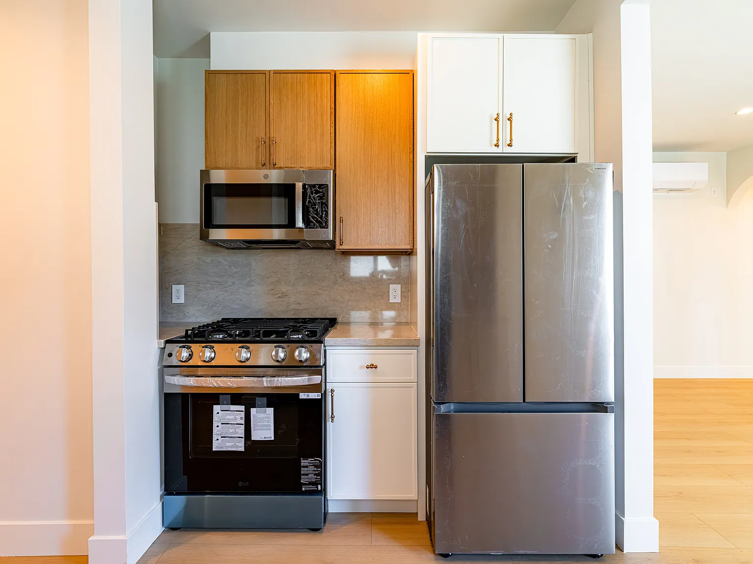 3 bed, 1250 sqft, $4,295 — Photo 4