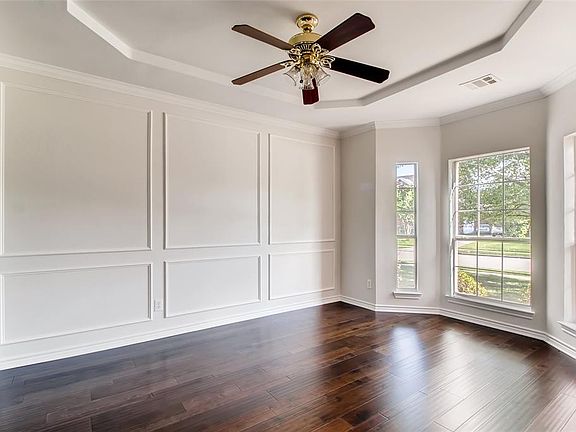 3rd image of 127 Shanandoah Ln