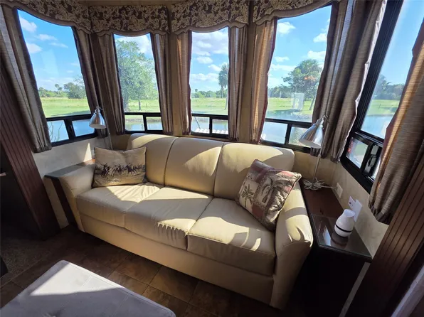 5274 SE 67th Avenue, Okeechobee, FL 34974