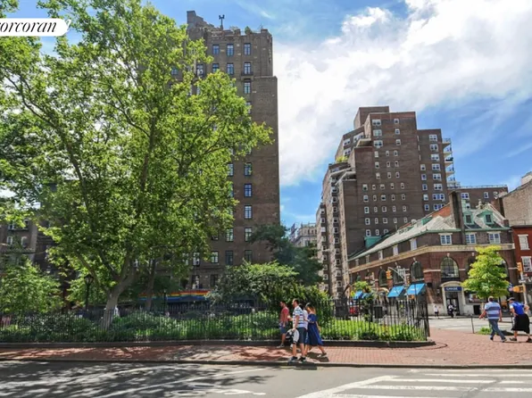 163 West Tenth Street image 5 of 6