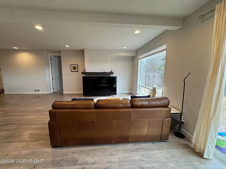 1541 G St #1 — Photo 11