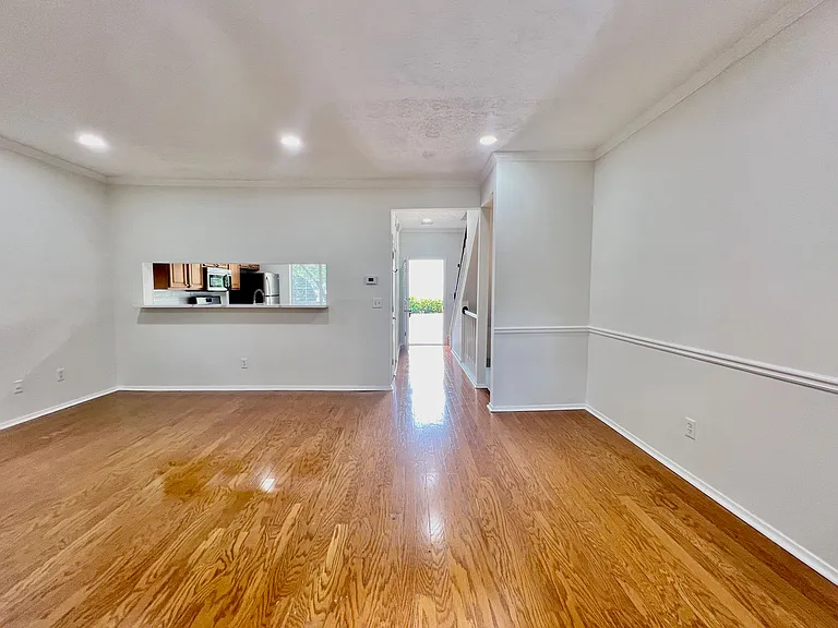 507 Wedgewood Way — Photo 11
