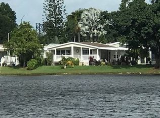 11464 SW 10th Ct, Davie, FL 33325