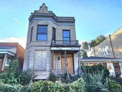 1342 S Fairfield Ave, Chicago, IL, 60608