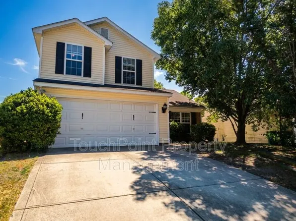 1408 Jordans Pond Ln, Charlotte, NC 28214