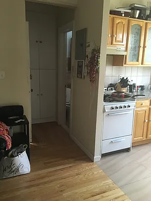 Rented by Metropolis International Realty Inc. | media 39